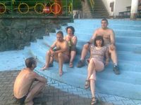 Kudroš, Robert, Katka, Ládík a Alča aneb pohodička u bazénu